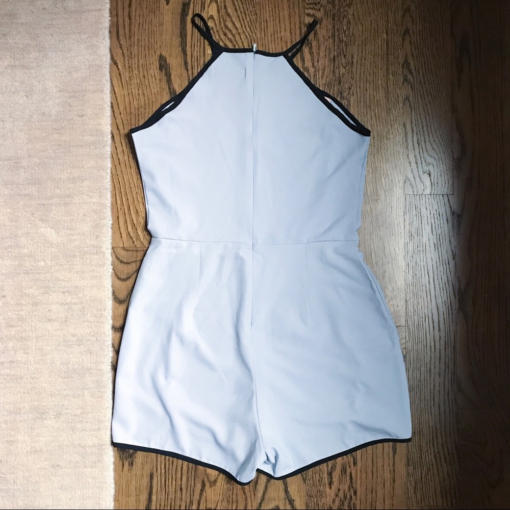 Missguided Veltara Colour Block Romper - Picture 4 of 4